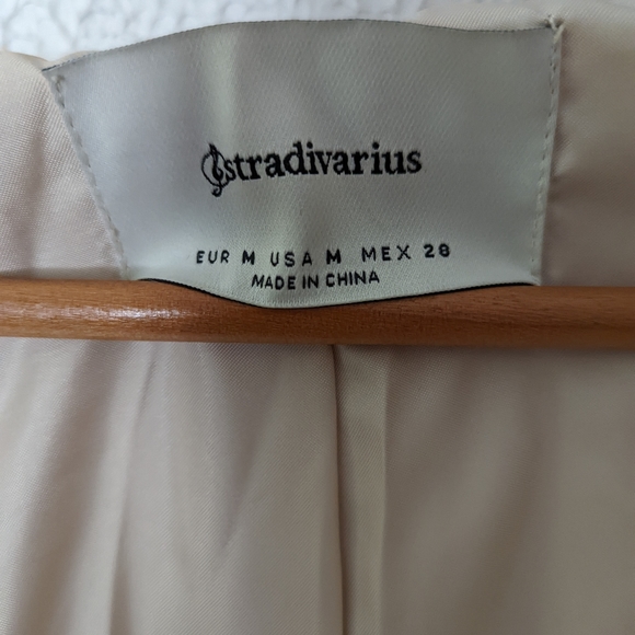 NWOT Stradivarius Teddy Jacket - Picture 2 of 6